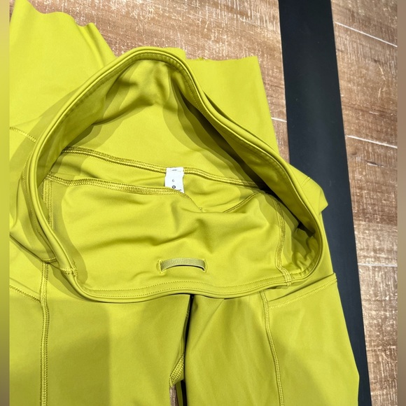 Lululemon Fast and Free Crop II 19"
*Nulux - Picture 14 of 15